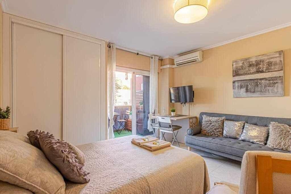 797 Holiday Rentals - Equipado Estudio Cerca Del Parque La Paloma Benalmádena Eksteriør bilde