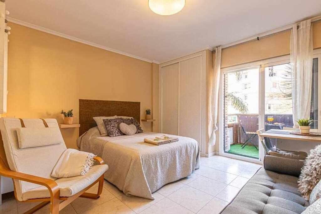 797 Holiday Rentals - Equipado Estudio Cerca Del Parque La Paloma Benalmádena Eksteriør bilde
