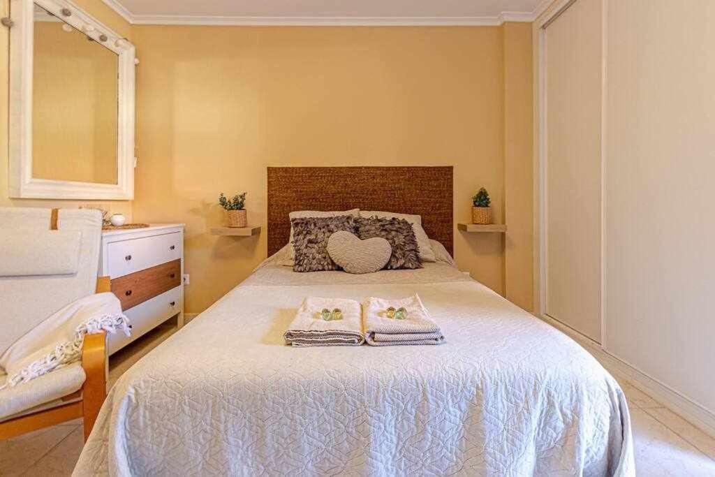 797 Holiday Rentals - Equipado Estudio Cerca Del Parque La Paloma Benalmádena Eksteriør bilde