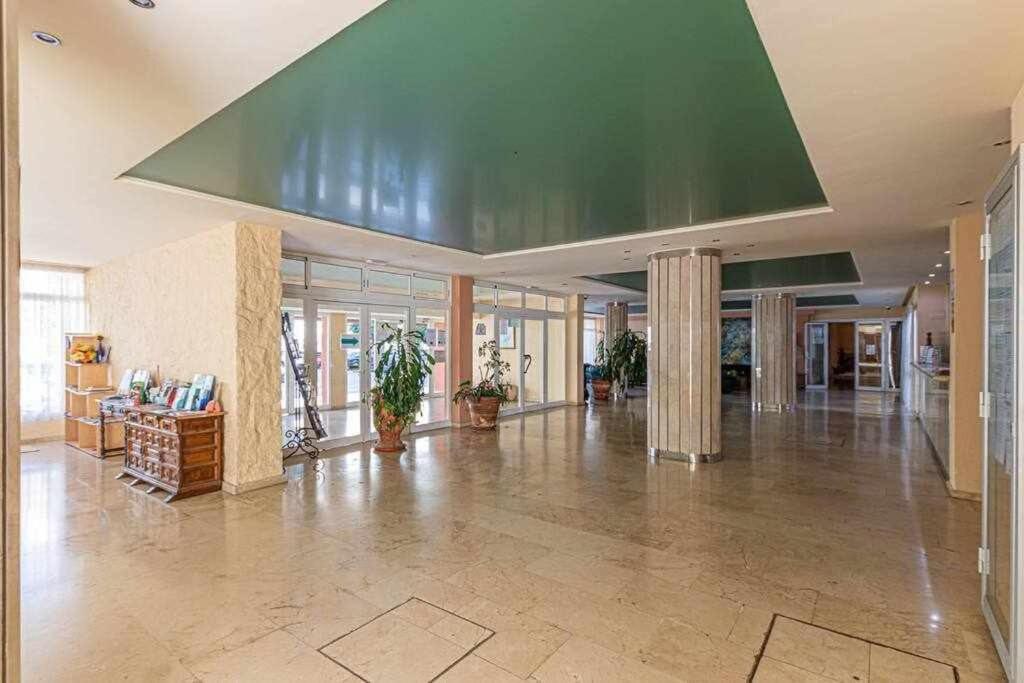 797 Holiday Rentals - Equipado Estudio Cerca Del Parque La Paloma Benalmádena Eksteriør bilde